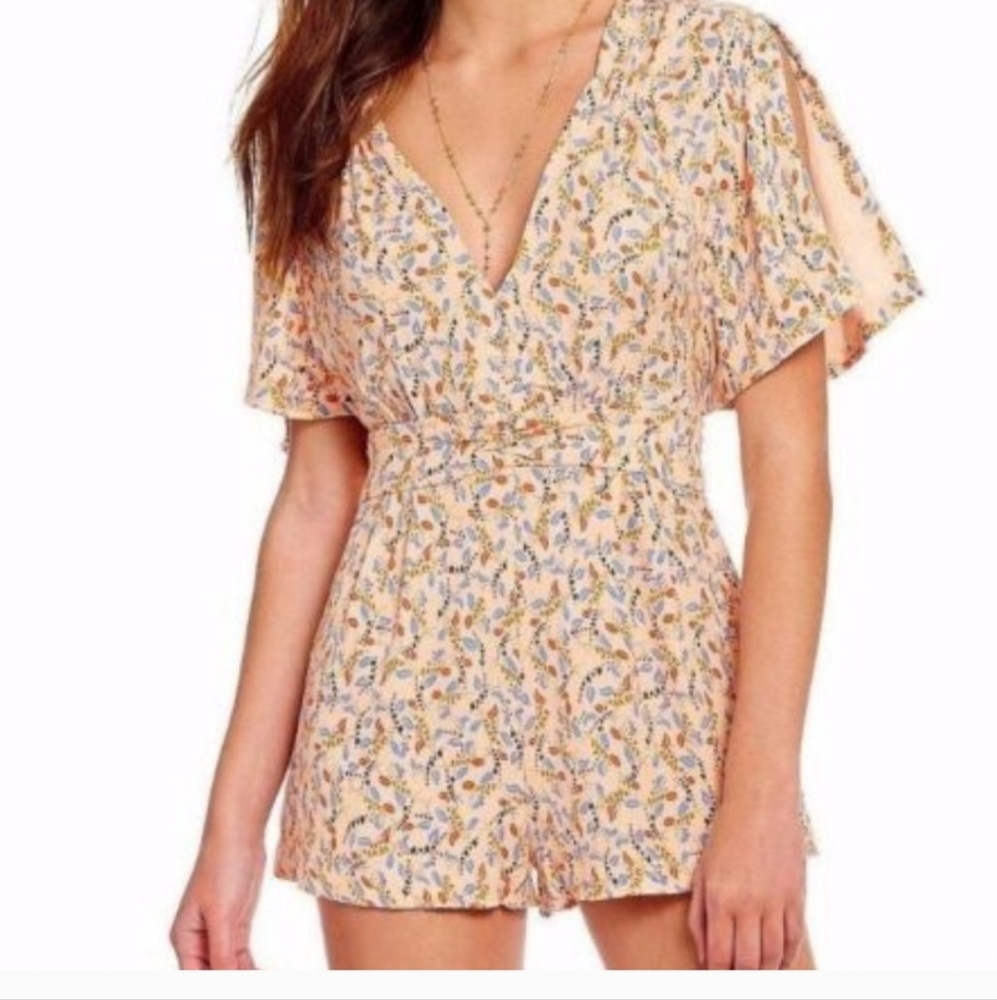 Free People Meet Virginia Ditzy Pink Floral Romper Sz S - Picture 4 of 4
